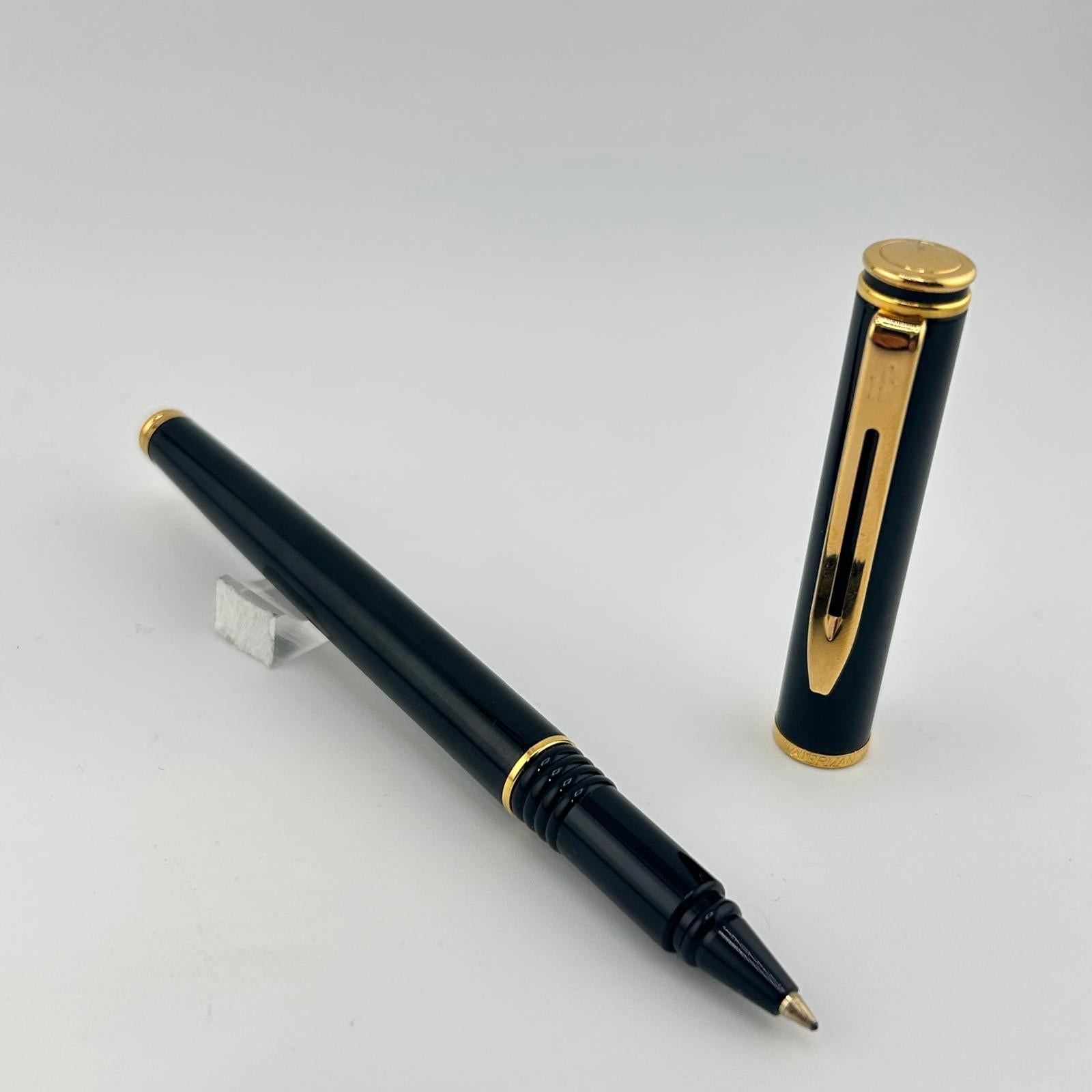 Waterman Executive Black - Rollerball Pen