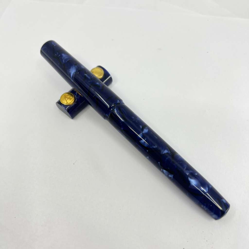 Armando Simoni Club Minimalist La Blue Royale Celluloid Oversized Fountain Pen - Magic Flex Medium #8 Size 14kt Gold Nib