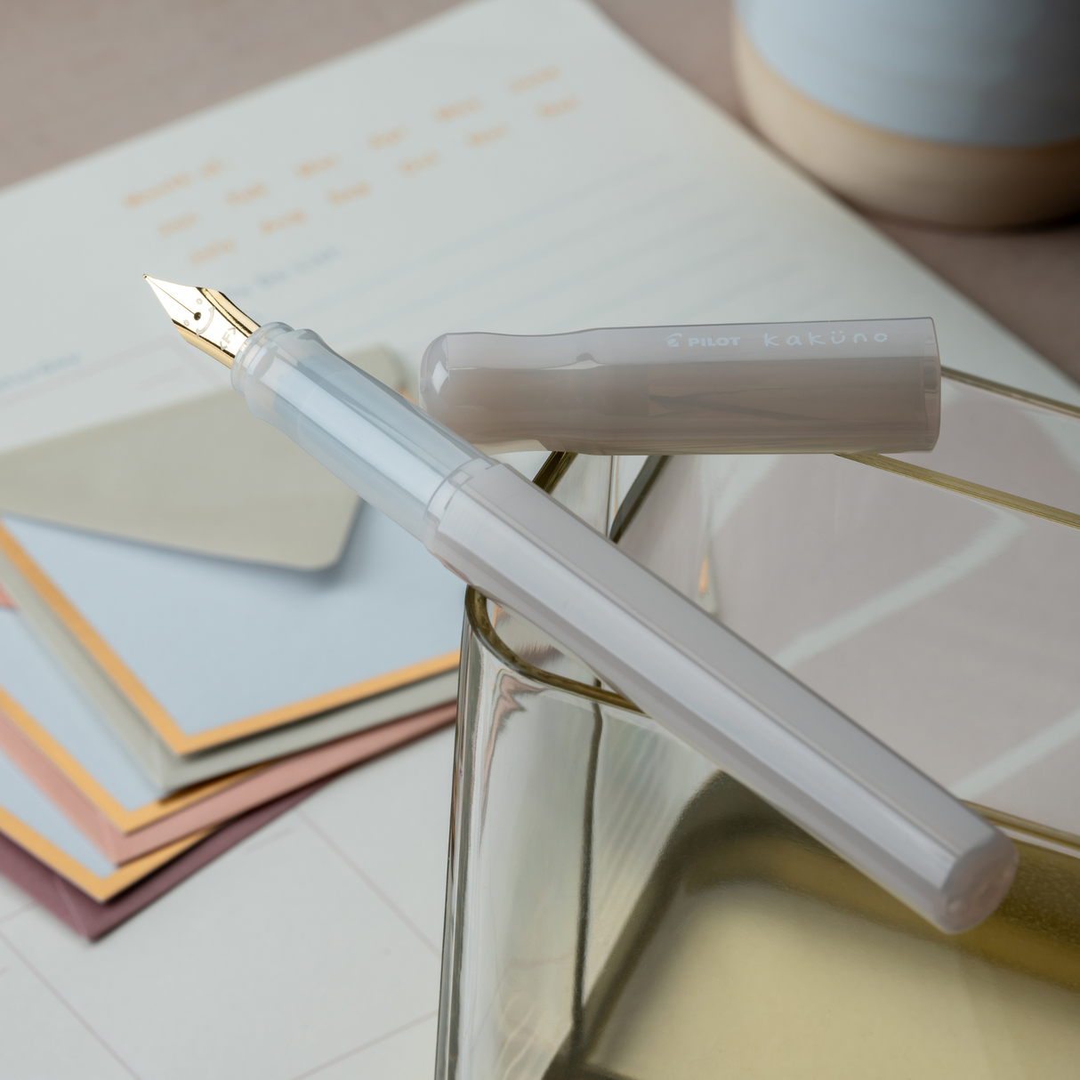 Pilot Kaküno Cumulus White Collection