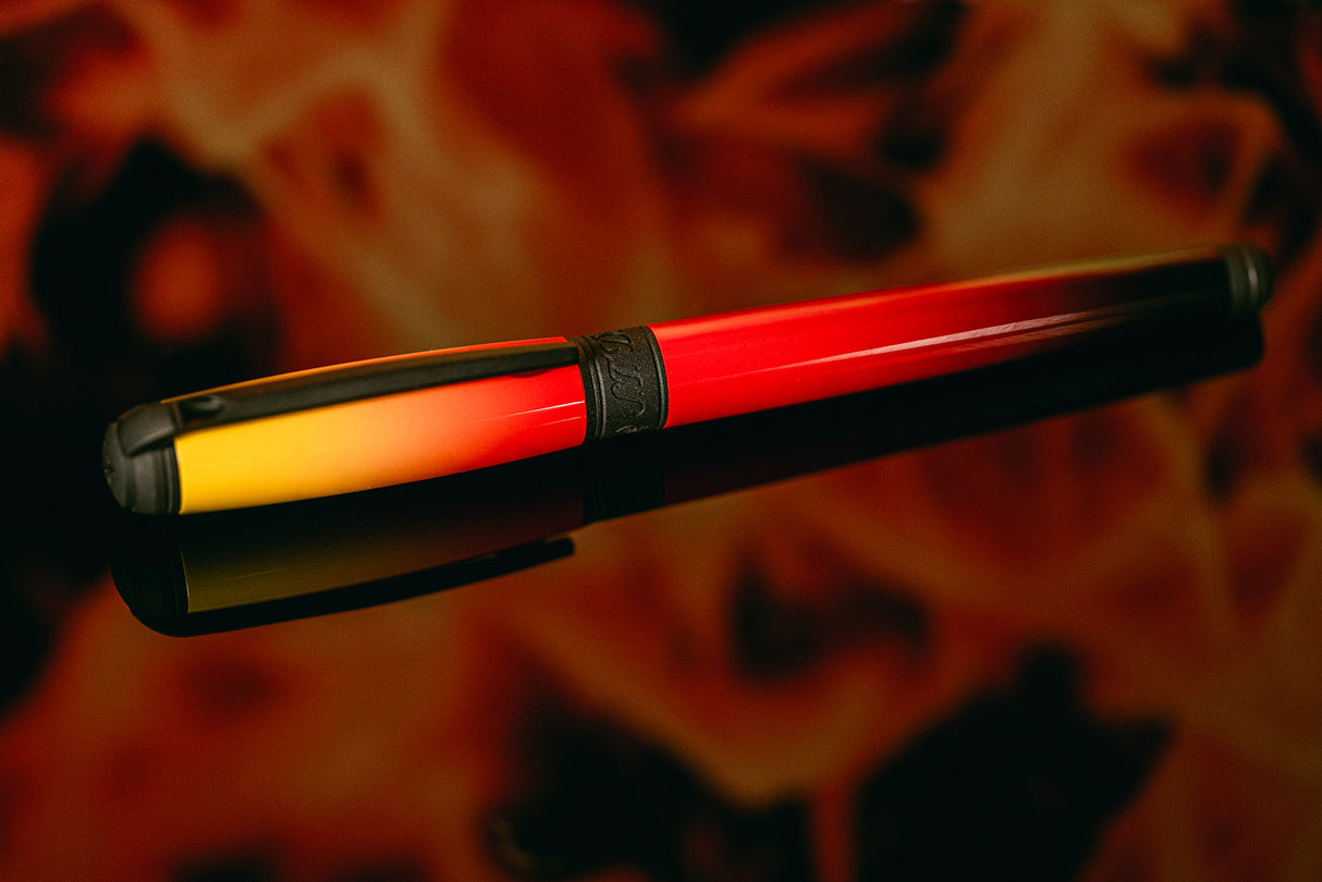 S.T Dupont Line D La Flamme Gradient Collection - Fountain Pen
