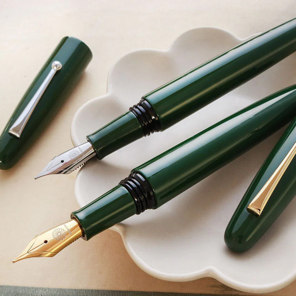 Wancher Dream Pen True Urushi Green w/ Gold Plated Clip Fountain Pen