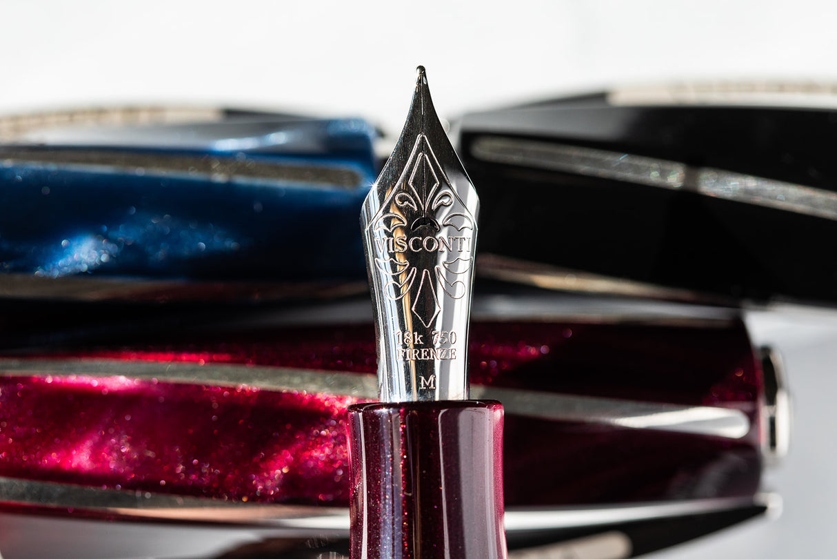Visconti Divina Elegance Imperial Blue Oversize - Fountain Pen