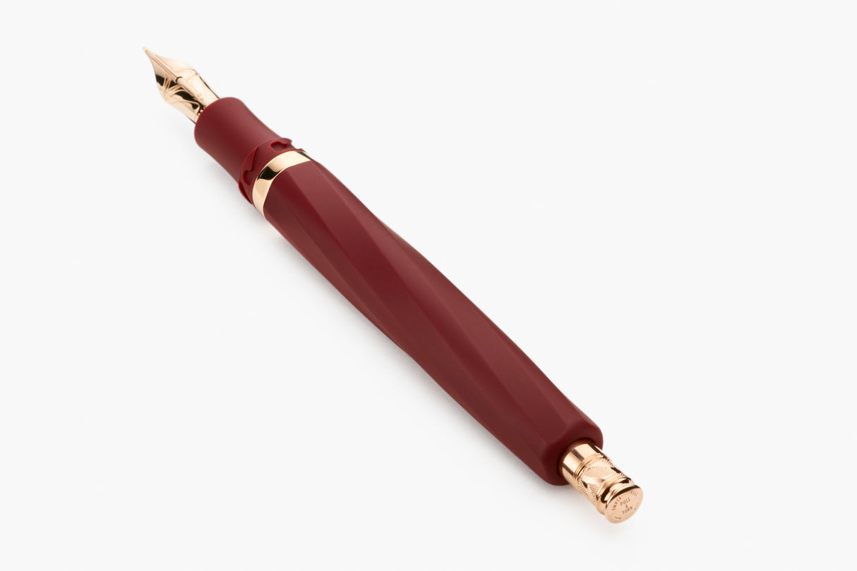 Visconti Divina Bordeaux Matte - Fountain Pen