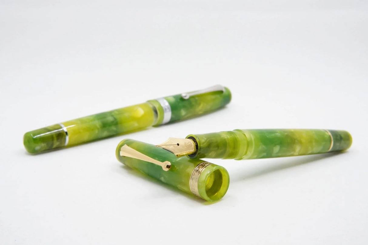ASC Studio Green Grasshopper Gold Trim - Fountain Pen