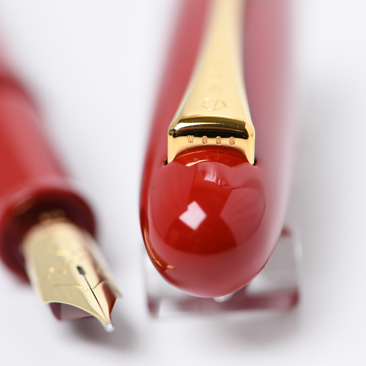 Namiki Yukari Royale Red Vermillion Urushi Fountain Pen - Medium 18kt Gold Nib