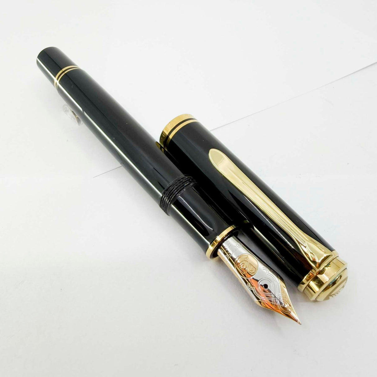 Pelikan Souveran M1000 Black Fountain Pen with Gold-Plated Trim- Semi-Flexible Extra Fine 18kt Gold Nib