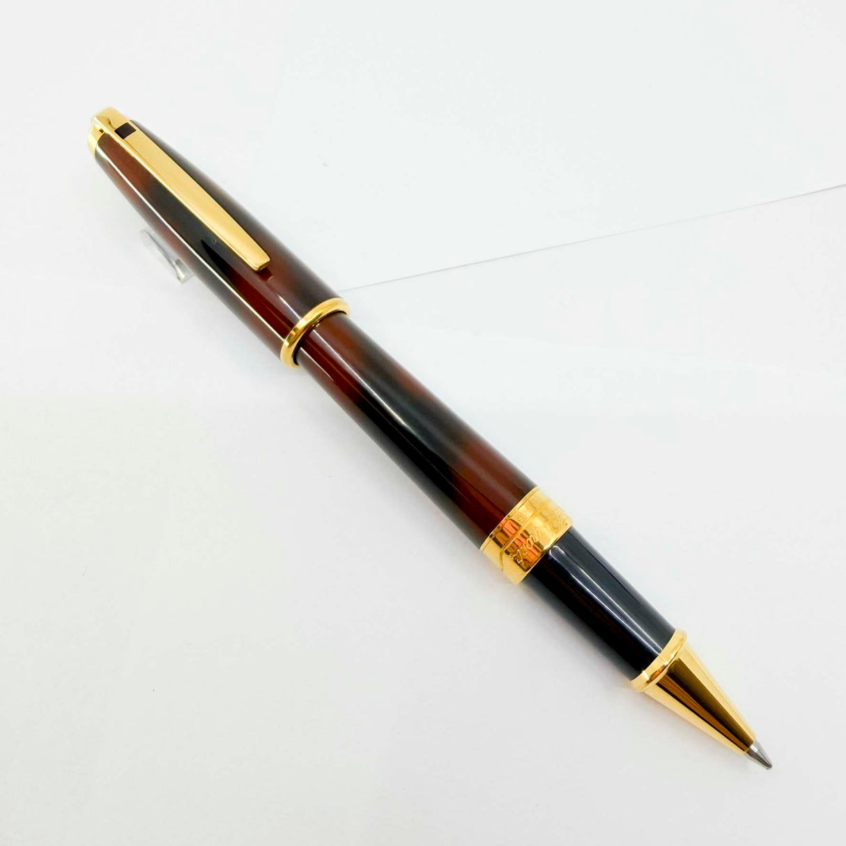 S.T. DuPont Large Orpheo Laque Ecaille Rollerball - Marbled Black & Burnished Burgundy Laque
