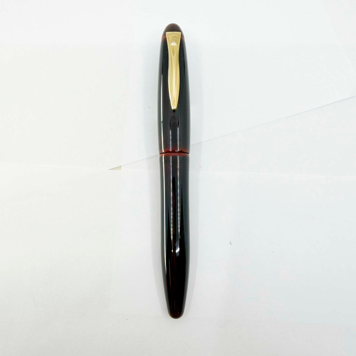 Platinum Izumo Urushi Aka-tame(Red) Hand Painted Lacquer Oversized Fountain Pen - Broad 18kt Gold Nib