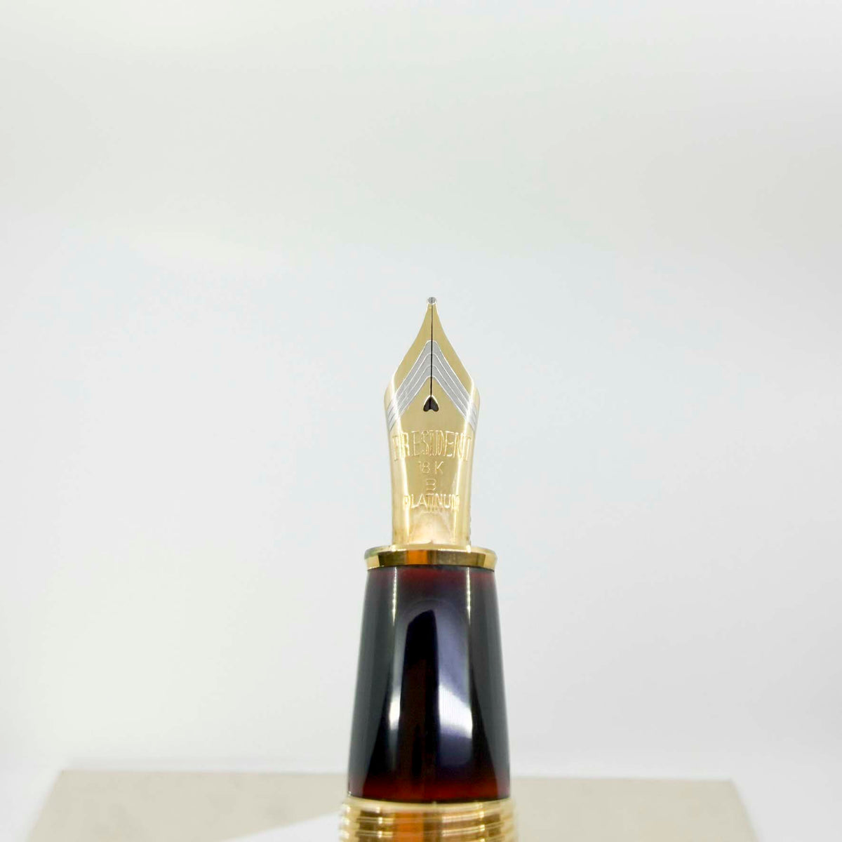 Platinum Izumo Urushi Aka-tame(Red) Hand Painted Lacquer Oversized Fountain Pen - Broad 18kt Gold Nib