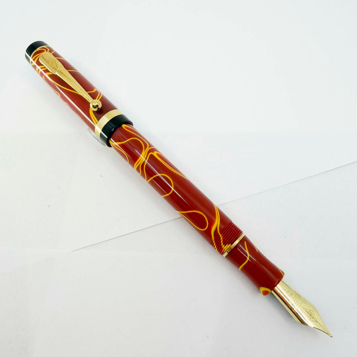 Conway Stewart Duro Rust & Yellow Swirls Fountain Pen - Fine 18kt Gold Nib