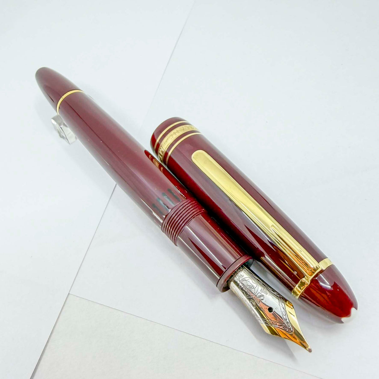 Montblanc Meisterstuck Bordeaux Resin #146 LeGrand Fountain Pen - Fine 14kt Gold Nib