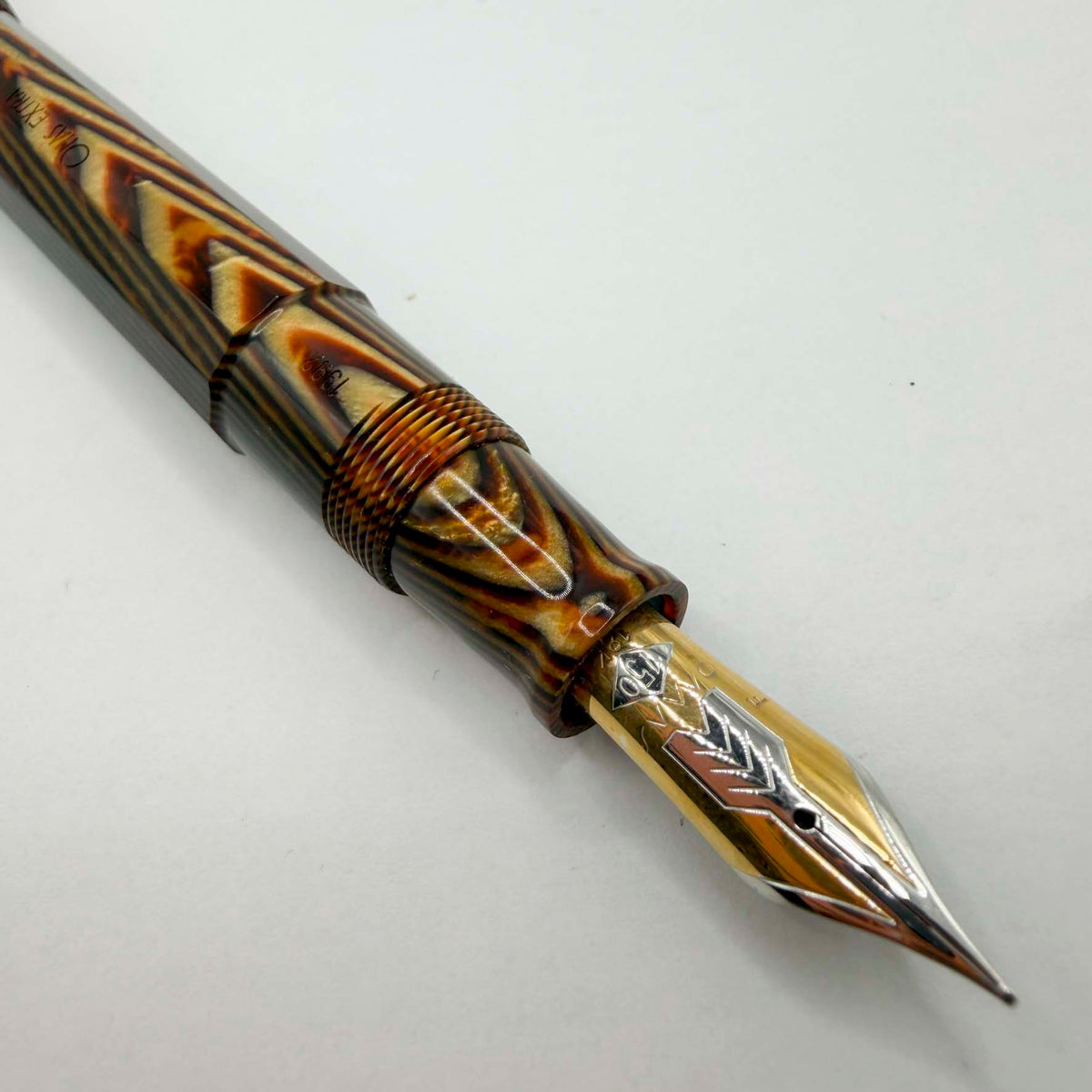 OMAS Paragon Extra/Original Body Style Facetted Arco Bronze Celluloid Fountain Pen in EXQUISITE ULTRA RARE SPINA/FISHBONE PATTERN - Fine 18kt Gold Nib - Factory Dated 1992 on Grip Section