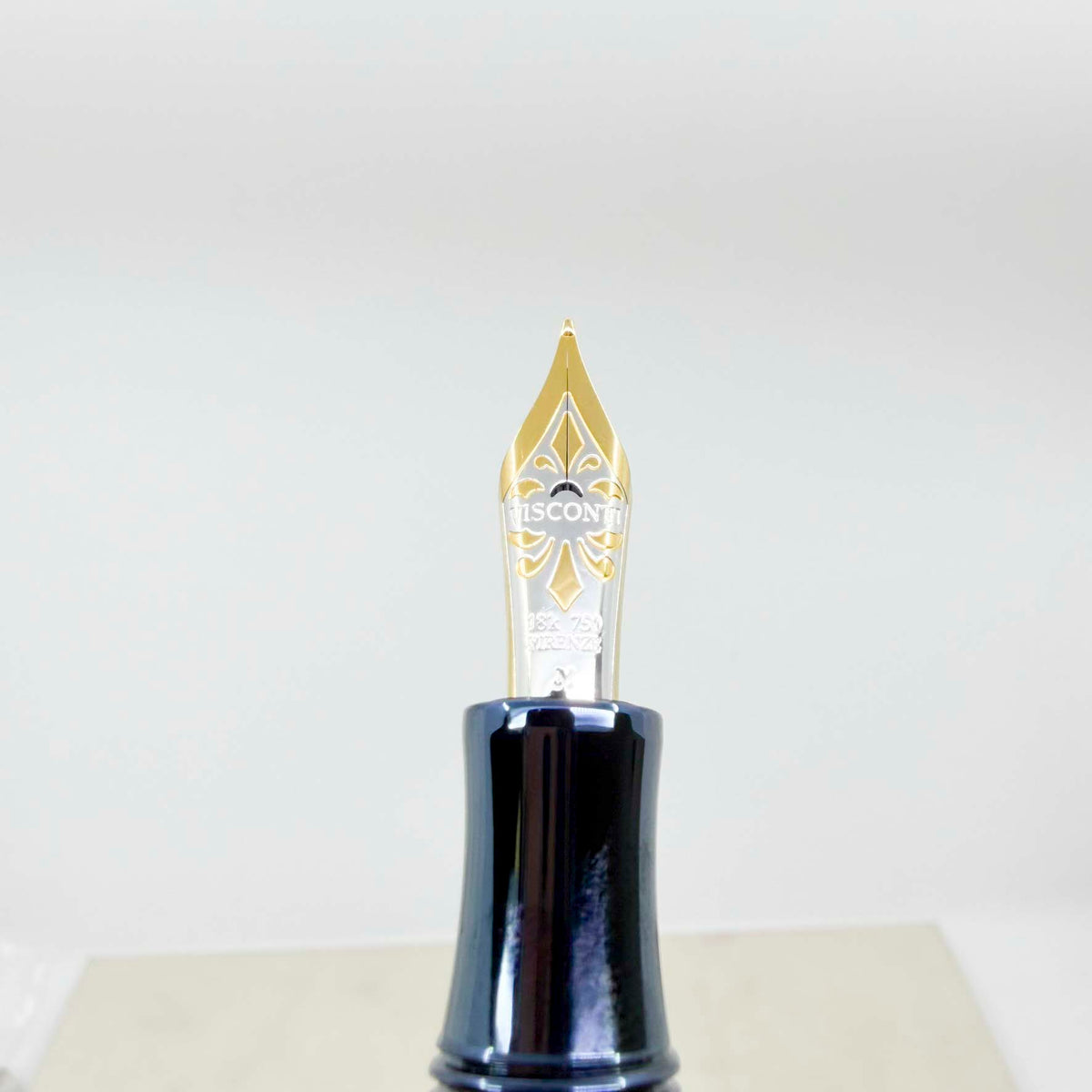 Visconti Ripple Silver Metallic Blue Limited Edition Fountain Pen - Medium 18kt Gold Nib