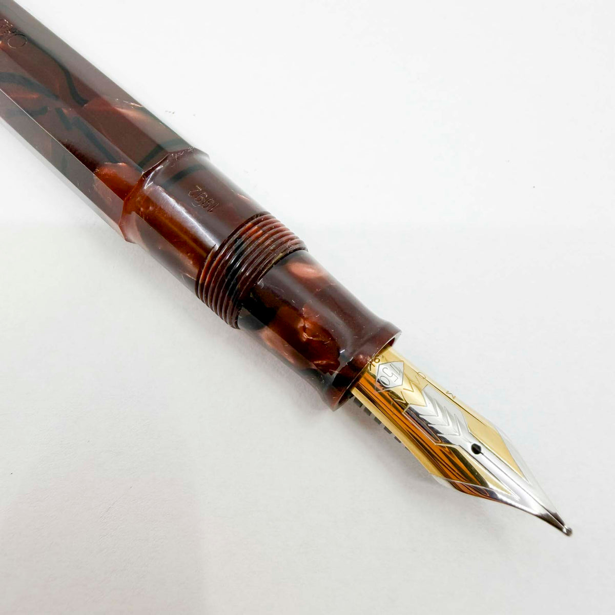 OMAS Paragon "Scarlet Red" (Marble Burgundy) Celluloid Fountain Pen - Medium 18kt Gold Nib (1992)