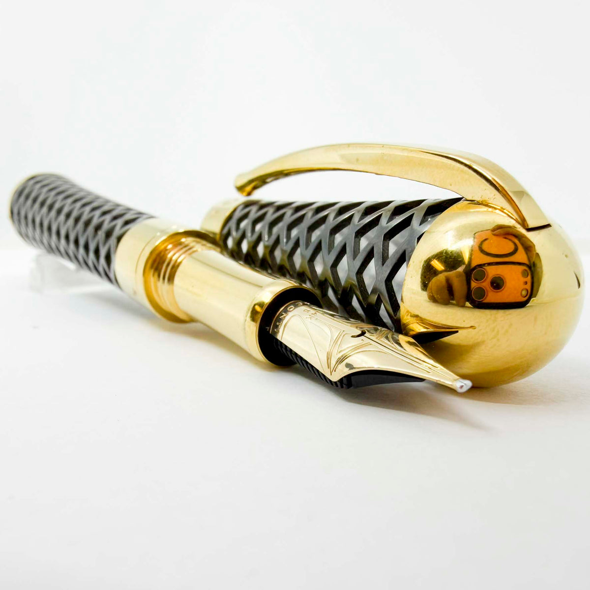 Visconti Black Diamond Cage Limited Edition Fountain Pen - Only 50 Pens Produced! - Stub 14kt Gold Nib - #03/50