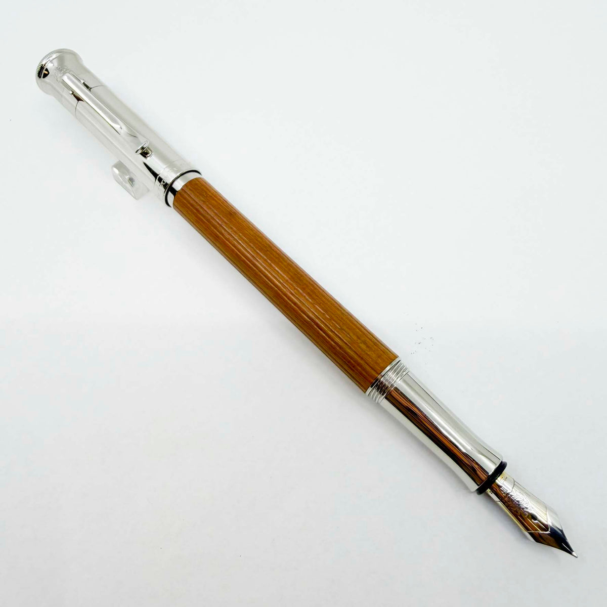 Graf von Faber Castell Classic Pernambuco Fountain Pen - Fine 18kt Gold Nib
