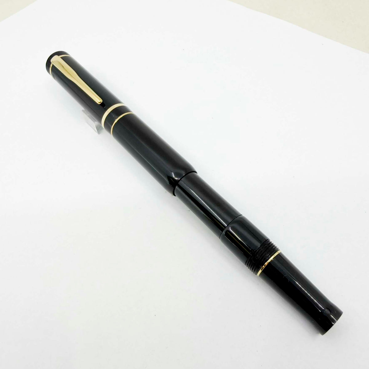 Montblanc Historical Limited Edition Fountain Pen Celebrating Its 100th Anniversary - Fine 18kt Gold Retractable Nib