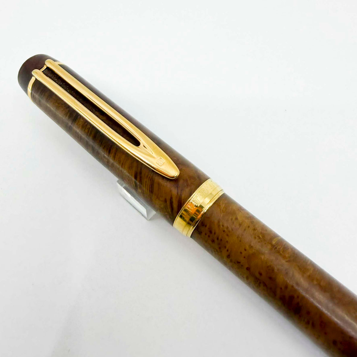 Waterman Man 100 Briarwood Fountain Pen - Fine 18kt Gold Nib