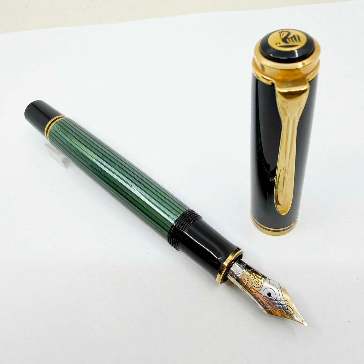 Pelikan M800 Green Striped Fountain Pen - Early Model "W. Germany" On Cap Band - Medium 18kt "PF" Nib
