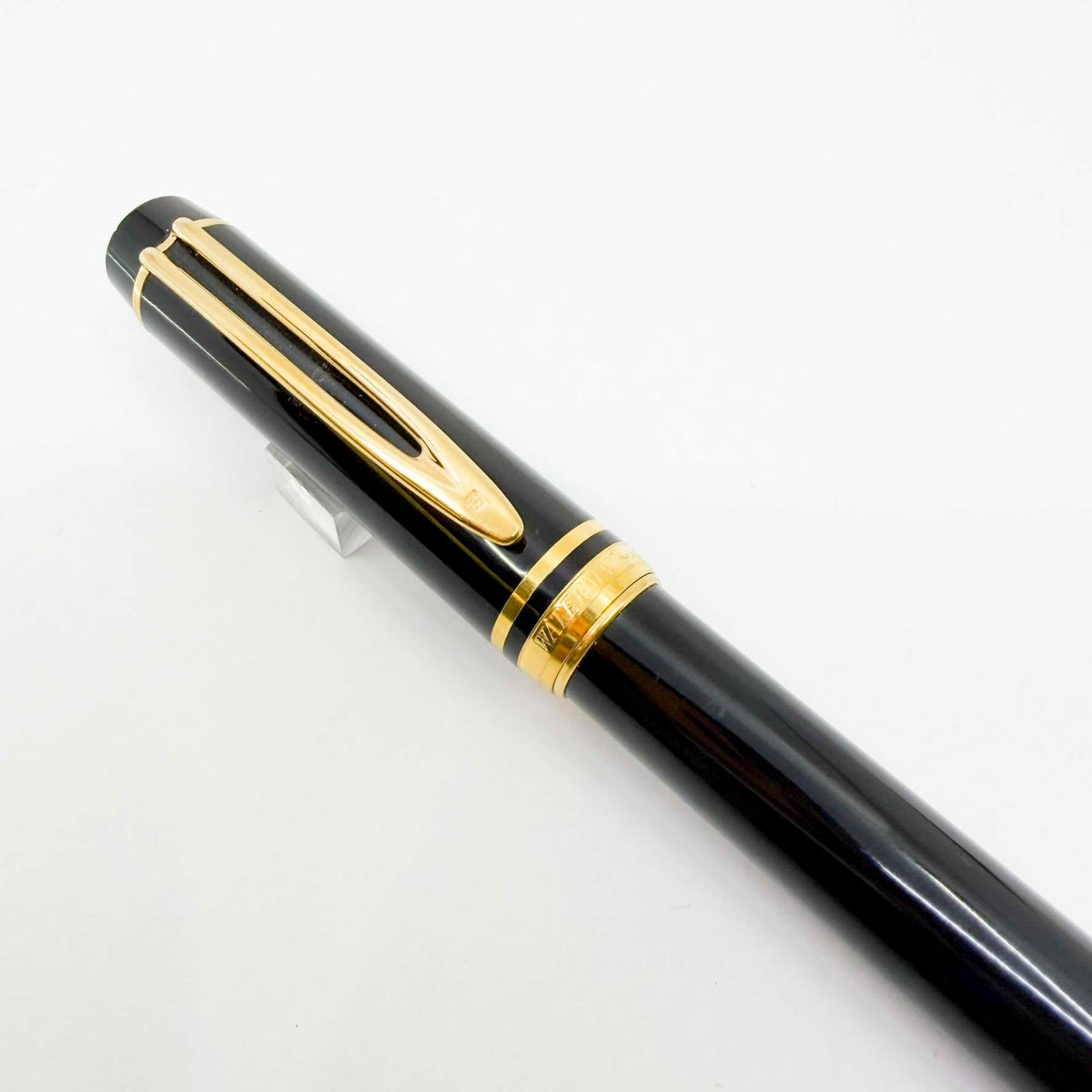 Waterman Man 100 Black Fountain Pen - Fine 18kt Gold Nib