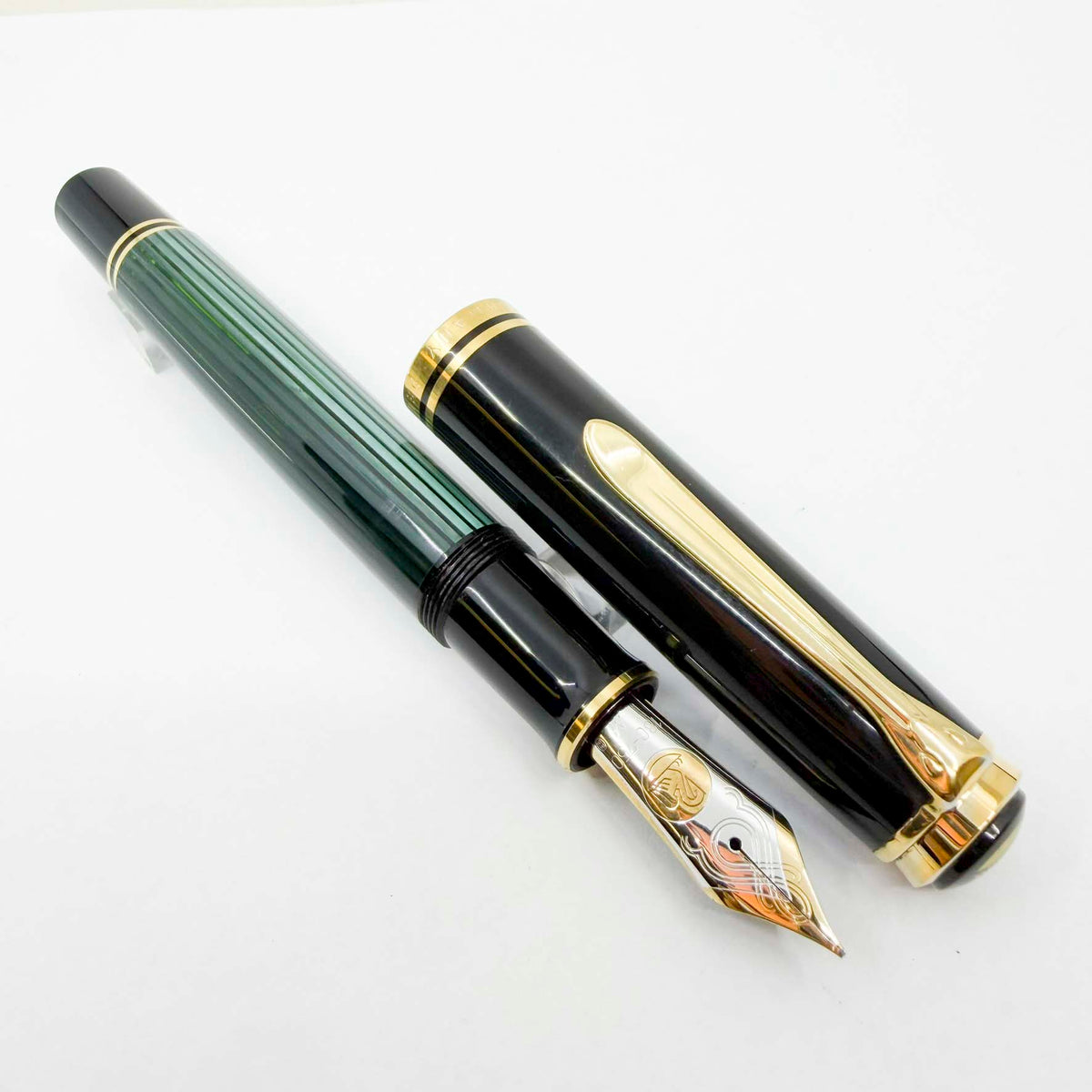 Pelikan Souveran Black/Green Striped M1000 Fountain Pen - Medium 18kt Gold Nib