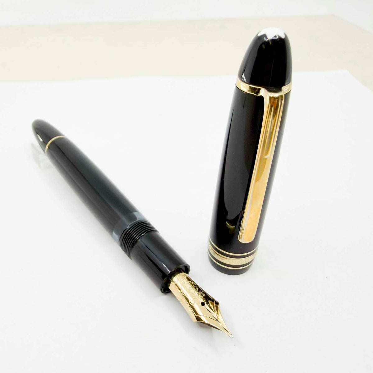 Montblanc Meisterstuck Black Resin #146 LeGrand Fountain Pen - Fine 14kt Gold Nib