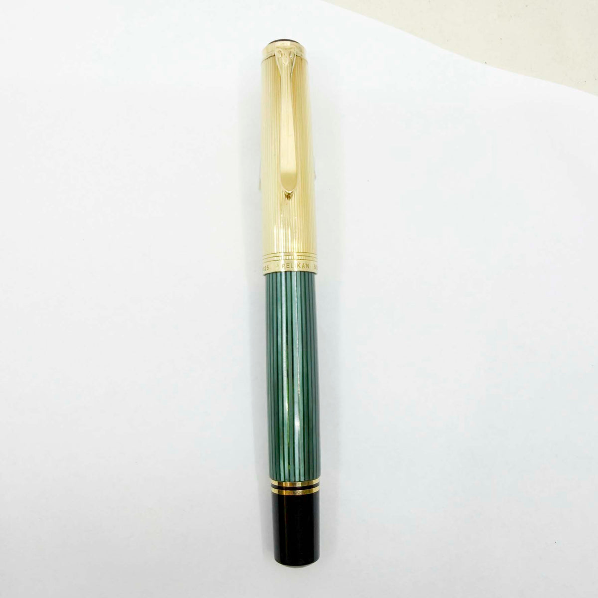 Pelikan Souveran SCARCE M1050 Vermeil Cap (Gold-Plated Sterling Silver)/Green Striped Barrel Fountain Pen - Medium 18kt Gold Nib