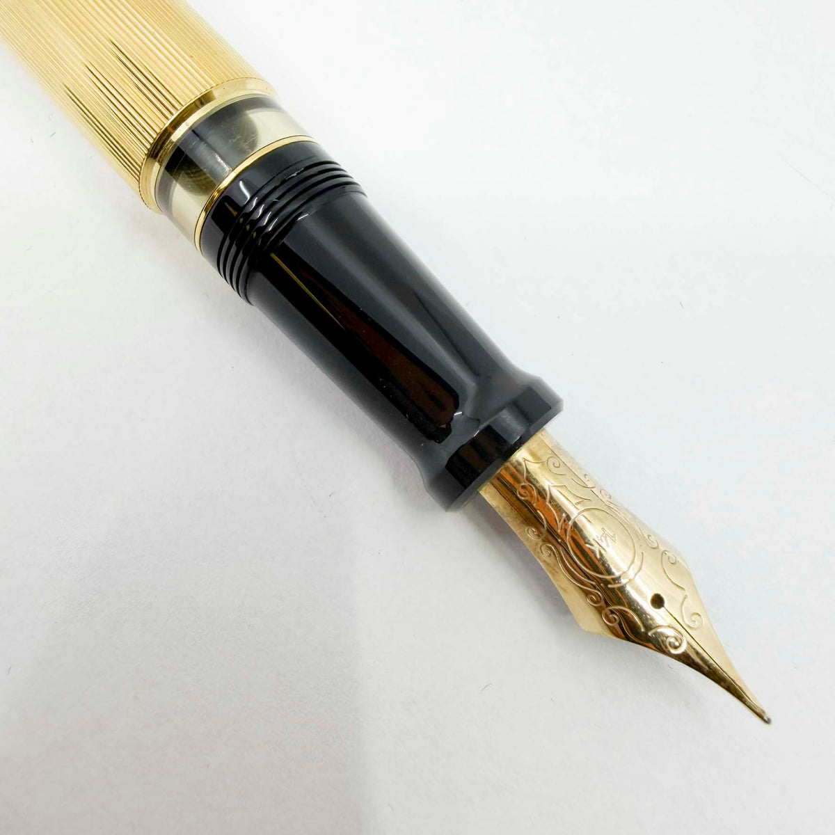 Aurora Large #88 Fully Gold-Plated Fountain Pen - Fine 14kt Gold Nib - RARE In Full Gold-Plated