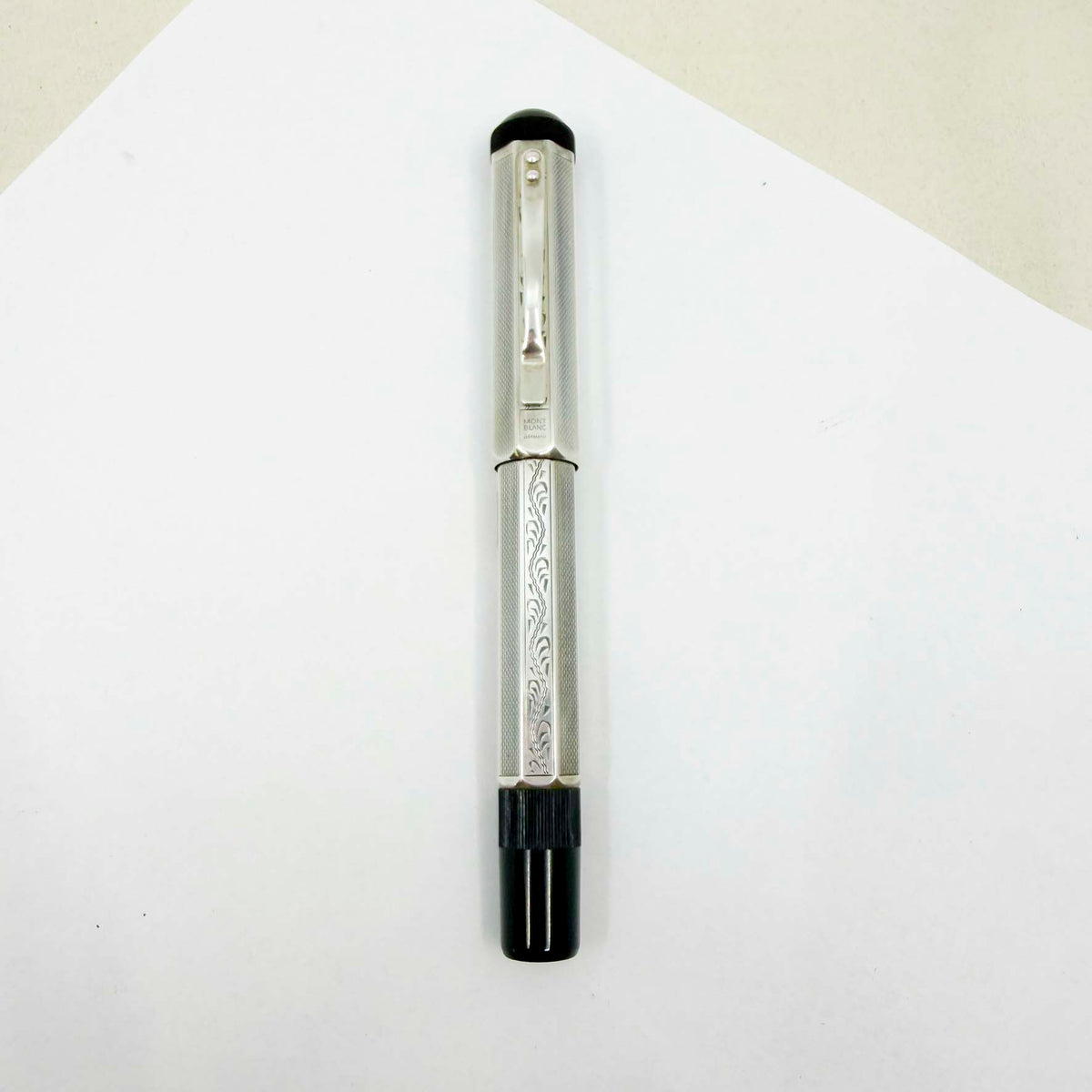 Montblanc Lorenzo de Medici Patron of the Arts Limited Edition Fountain Pen - The First In The Patron of Arts Series - A GRAIL PEN!!