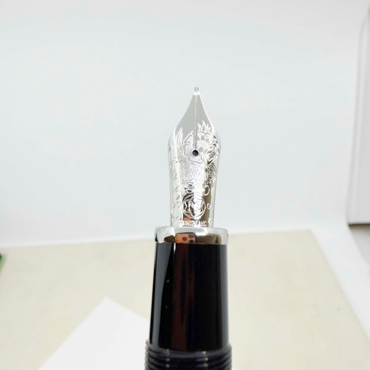 Montblanc George Bernard Shaw Writer Series Limited Edition Fountain Pen - Medium 18kt Gold Nib