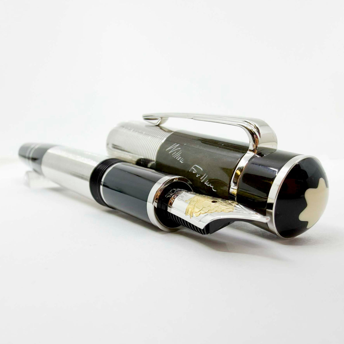Montblanc William Faulkner Writers Edition Fountain Pen - Medium 18kt Gold Nib