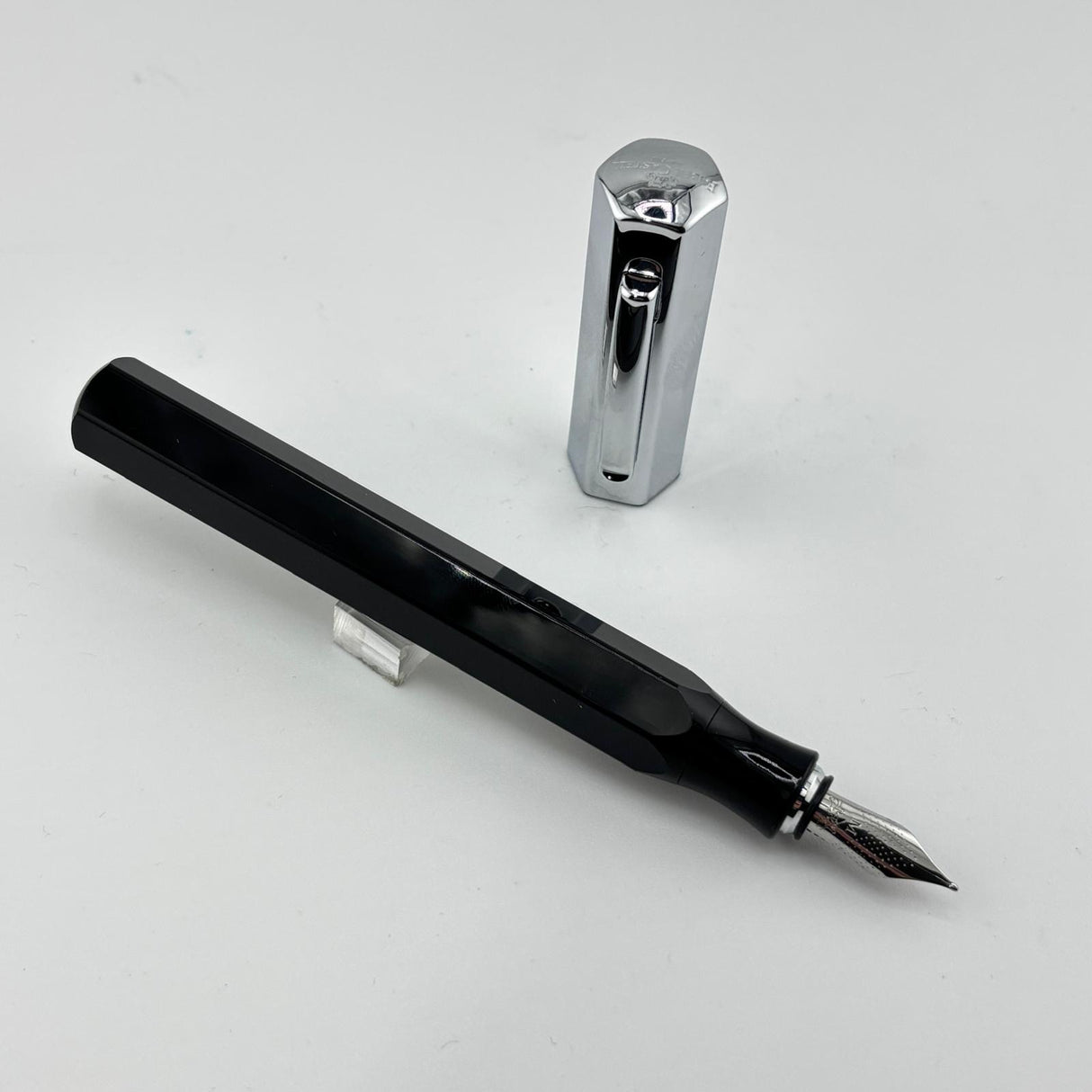 Faber Castell Faceted Ondoro Black Chrome cap - Fountain pen