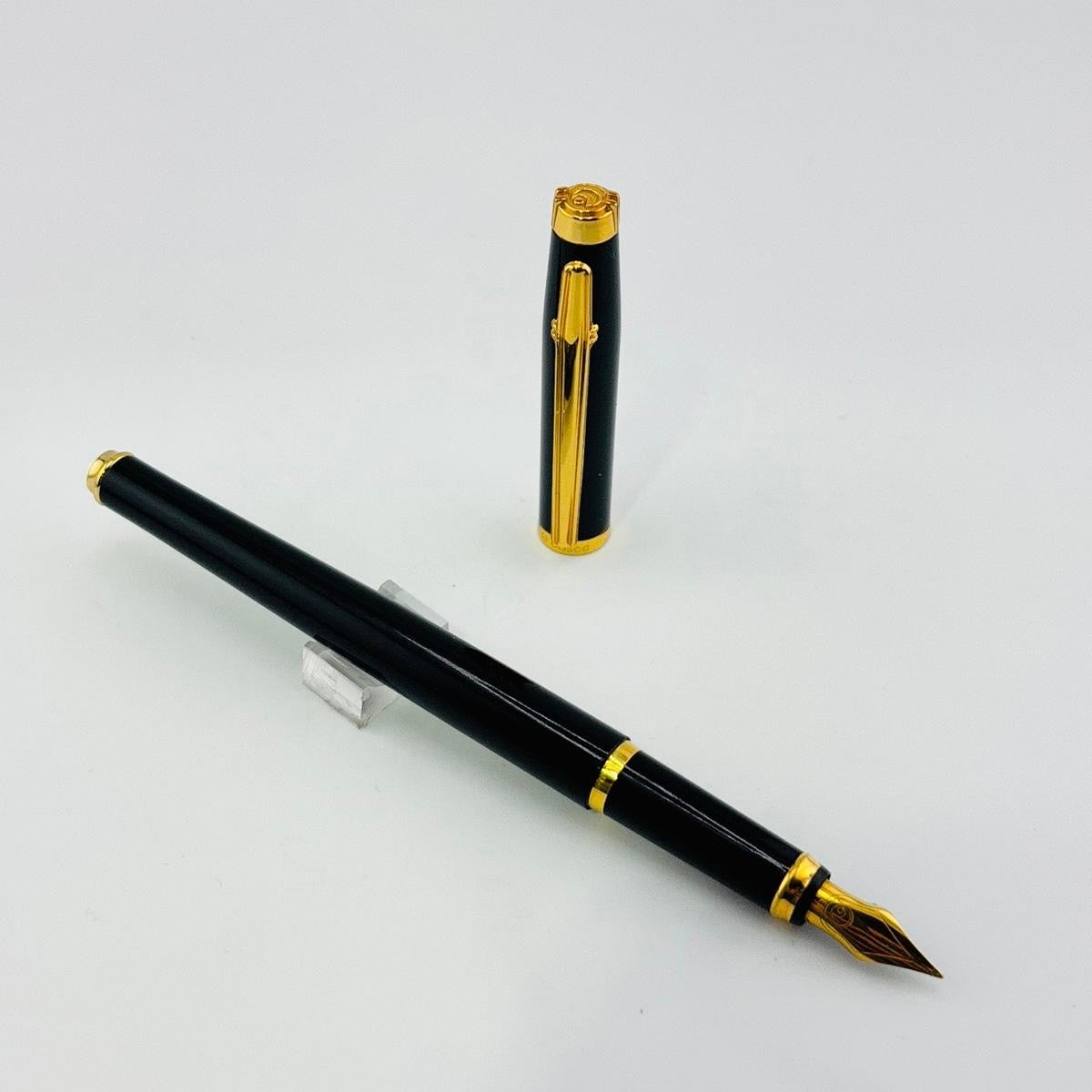Elysee Black Lacquer circa 1998 - Fountain Pen