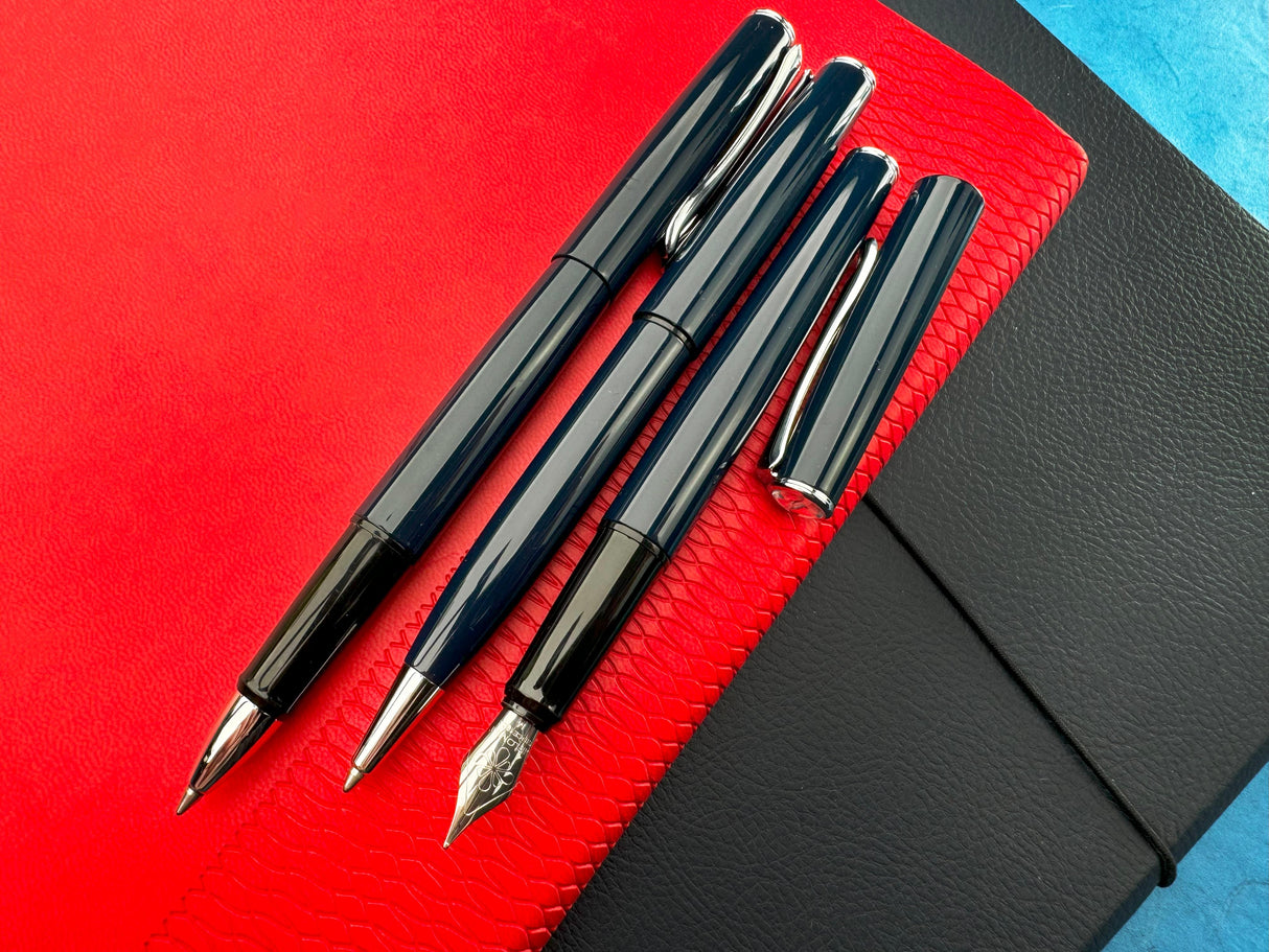 Diplomat Esteem Dark Blue collection - Fountain Pen
