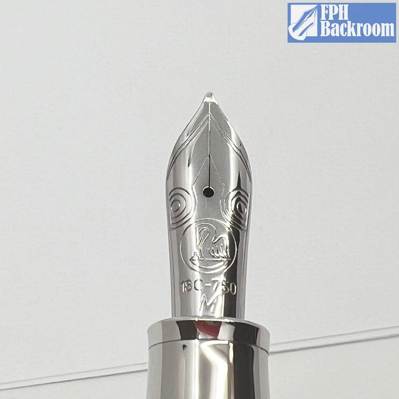Pelikan M7005 Majesty Fountain Pen