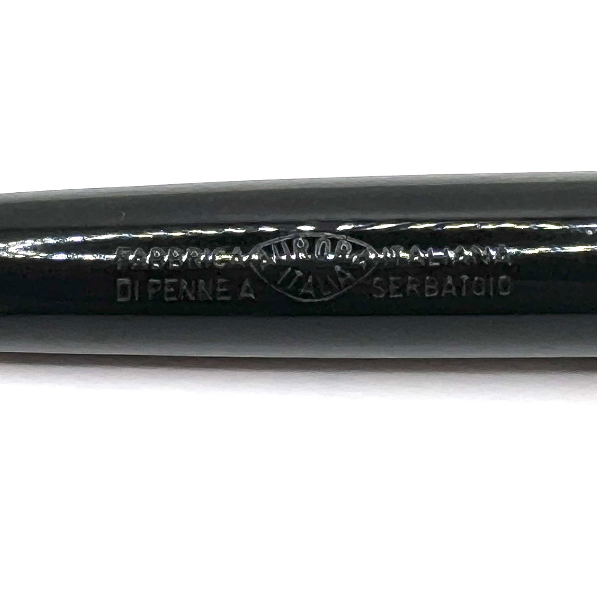 Aurora Black Optima Fountain Pen