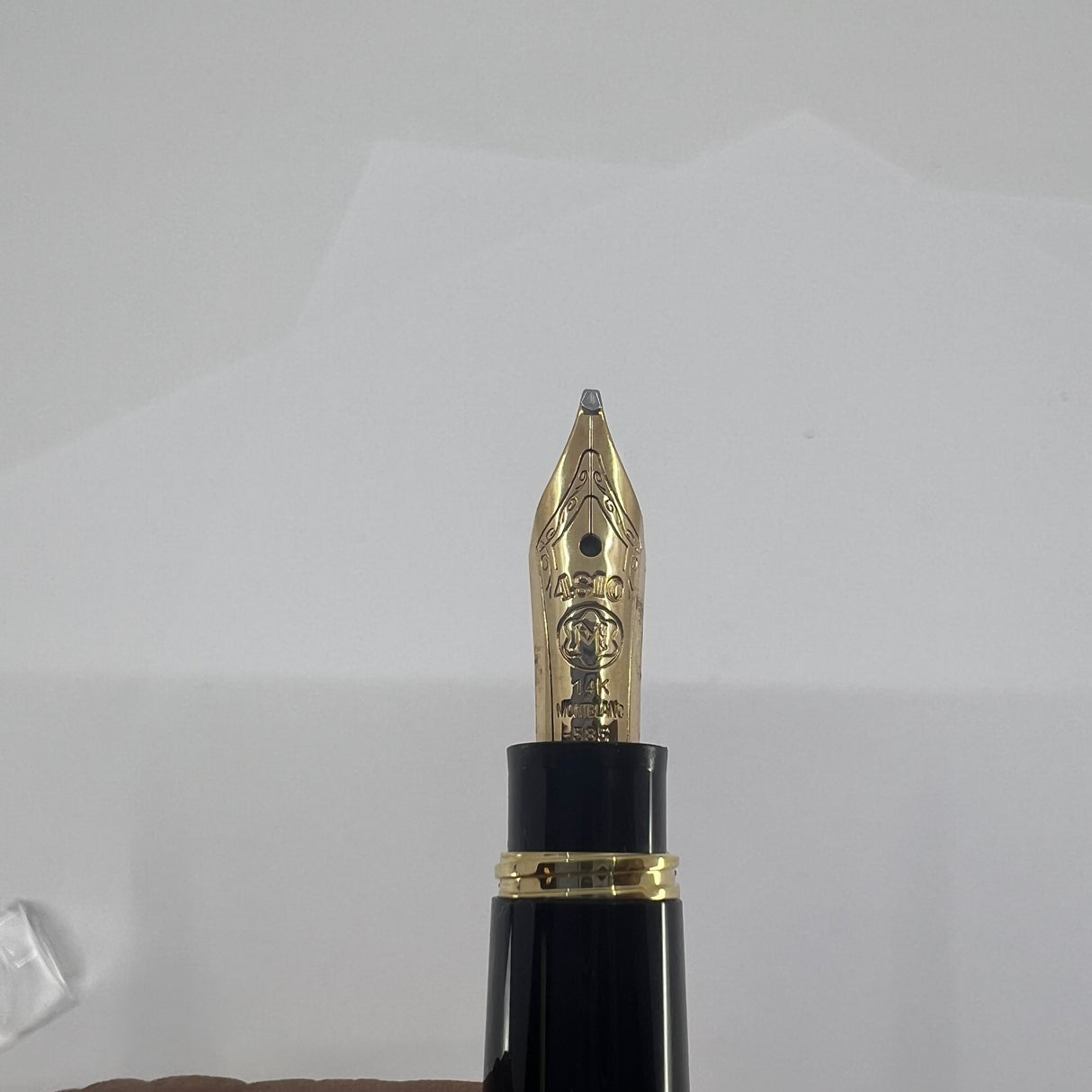 Montblanc Meisterstuck Mozart Black Resin Fountain Pen - Broad 14kt Gold  Nib