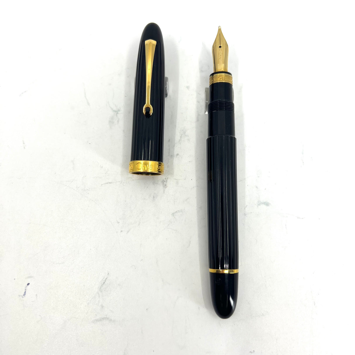 OMAS Ogiva Black Vegetal Resin Fluted Fountain Pen