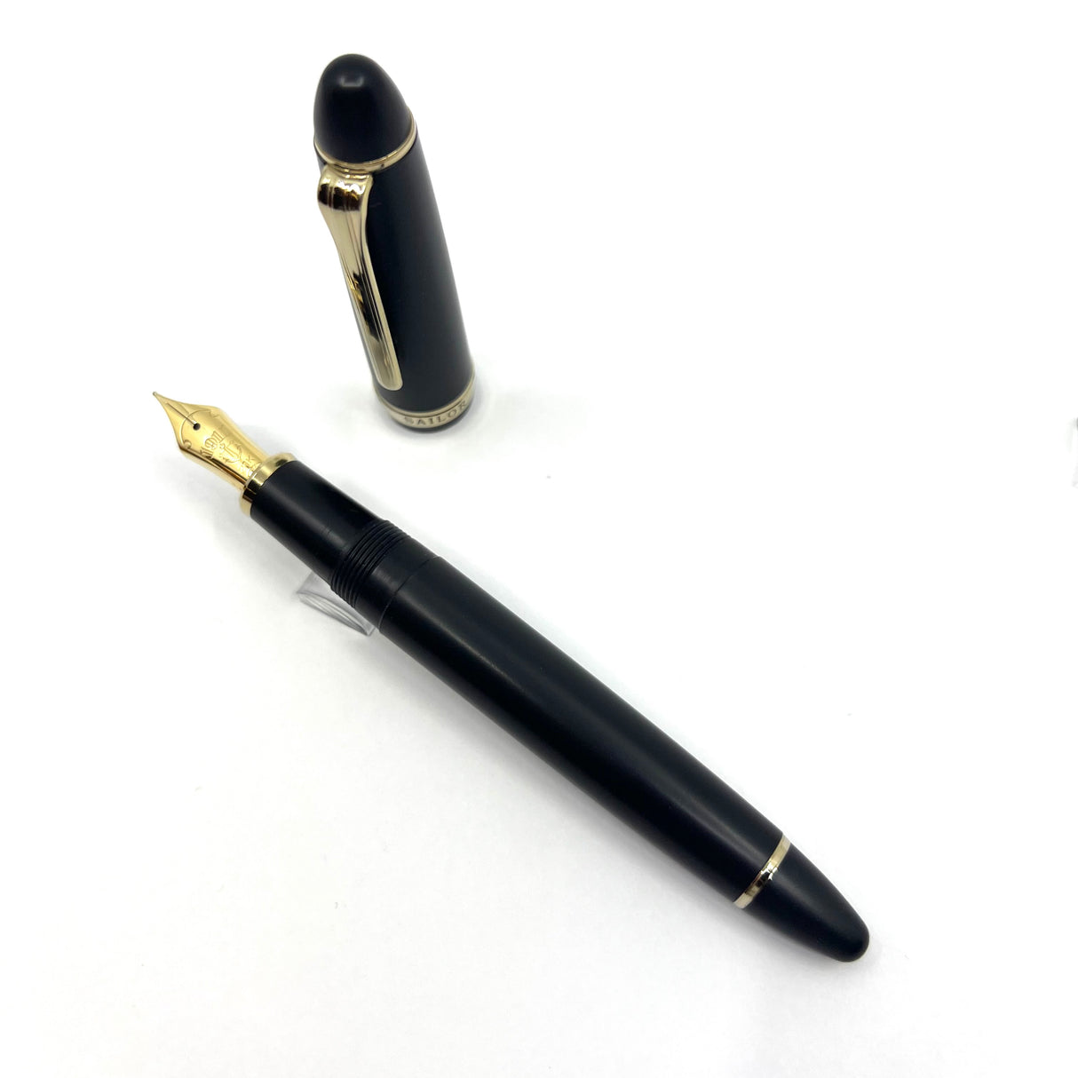 Sailor 1911 Profit Large Matte Black Fountain Pen - Medium 21kt Gold Nib