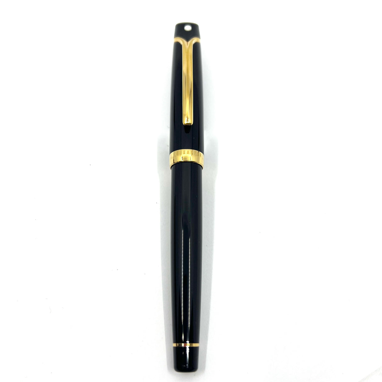 Sheaffer Valor Fountain Pen  - Broad 14kt Gold Nib