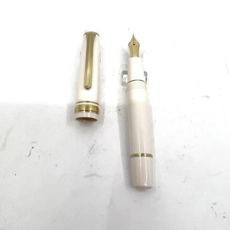 Sailor White Mini Professional Gear Slim Fountain Pen