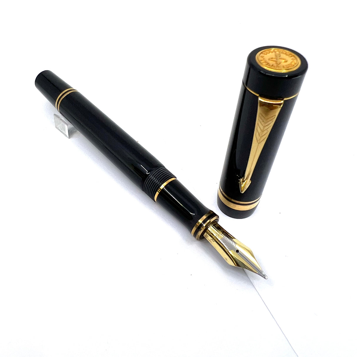 Parker Black Duofold  1888-1988 Centennial Collector Edition - First Year Parker Cap Top Medallion - Medium 18kt Gold Nib