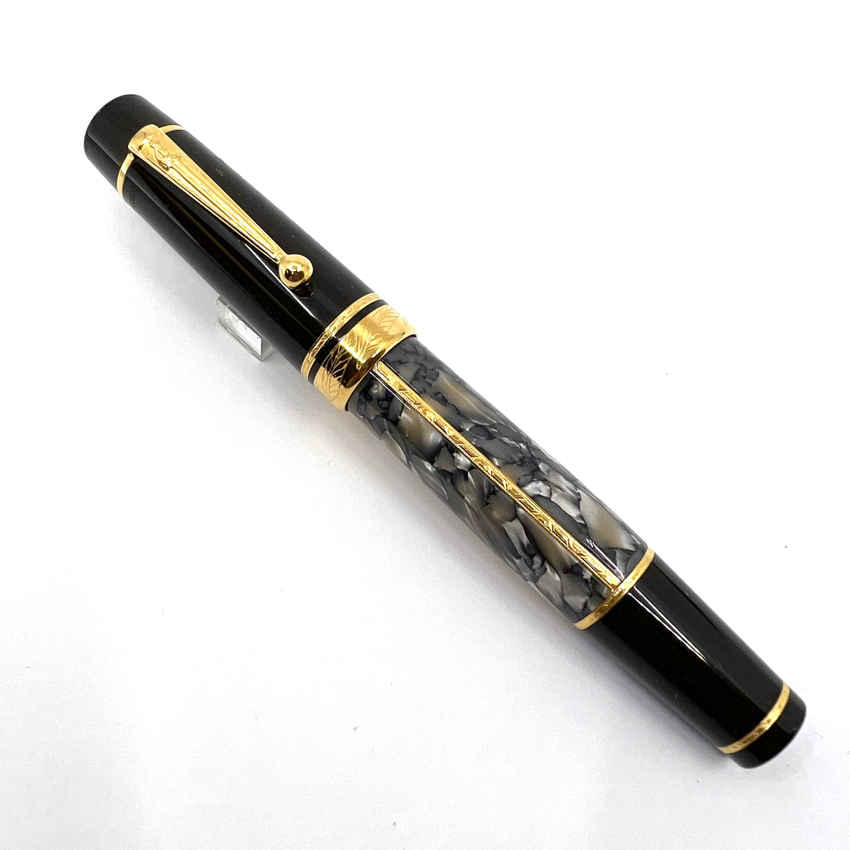 Montblanc Alexandre Dumas (Incorrect Signature) Writer Series Ltd. Ed. Fountain Pen - Fine 18kt Gold Nib