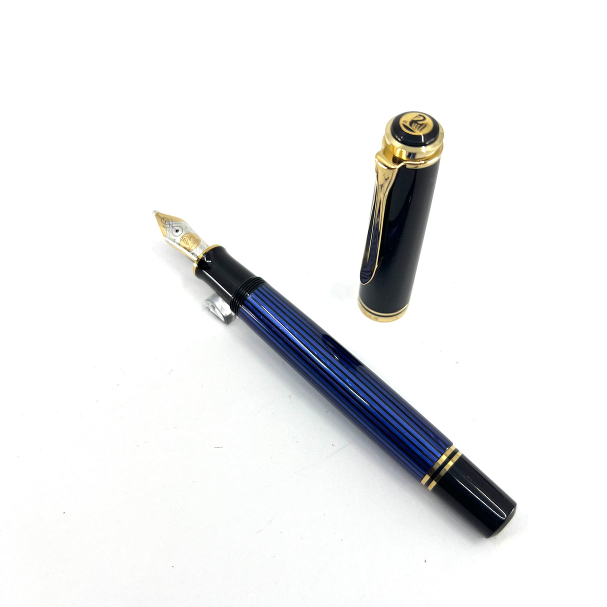 Pelikan M800 Early Blue Striped Fountain Pen with Rare 3B "Triple Broad" Semi-Flex 18kt Gold "PF" Nib