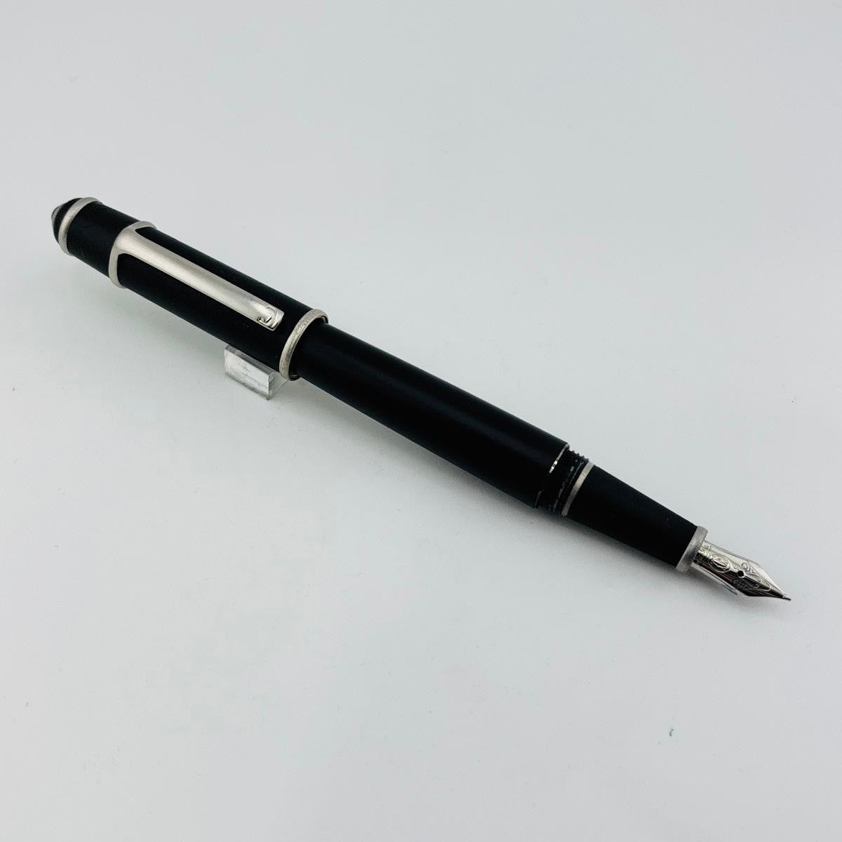 Cartier Diabolo Black Matte rubber touch Satin silver trim - Fountain Pen