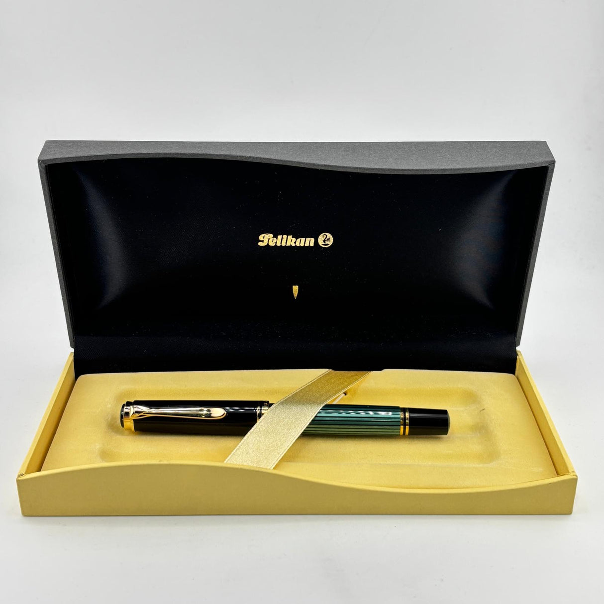 Pelikan Souveran R400 Green stripped  - Rollerball Pen