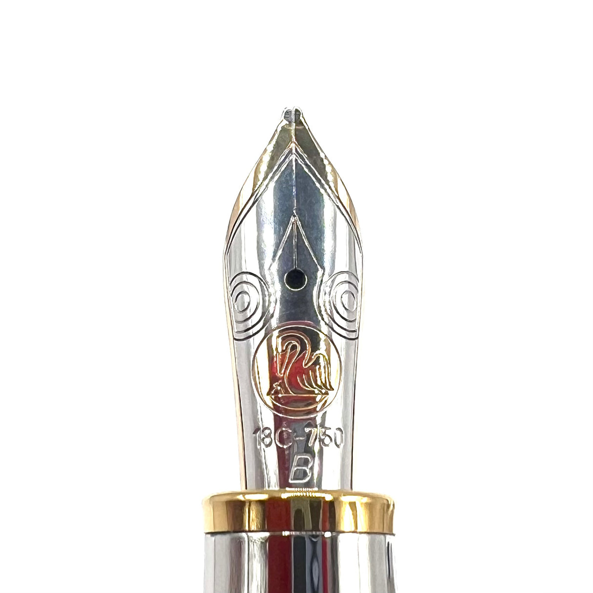 Pelikan M7000 Majesty Sterling Silver Fountain Pen -  Broad 18kt Gold Nib