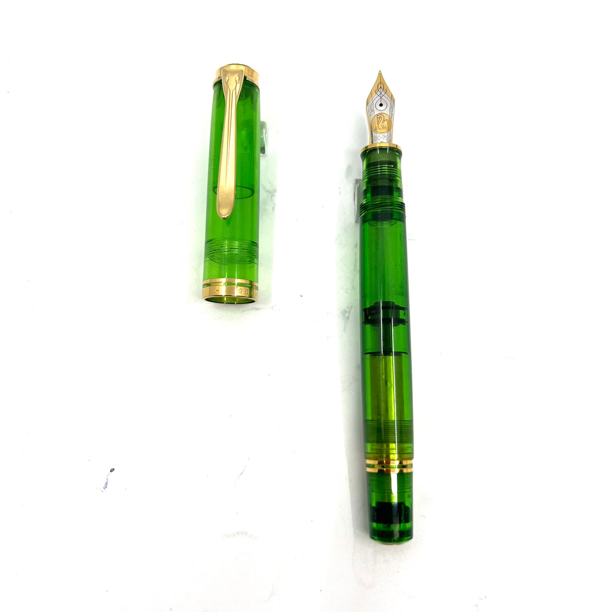 Pelikan M800 - The Original Transparent Green Demonstrator Fountain Pen (Ca. 1995)