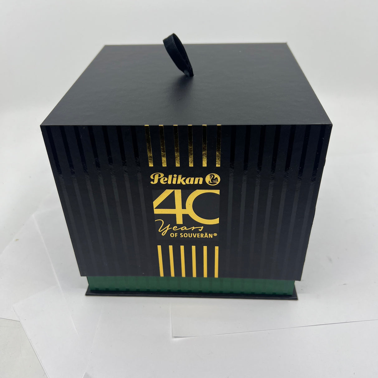 Pelikan Souverän M800 40 Years Anniversary Limited Edition Fountain Pen - Medium 18kt Gold Nib