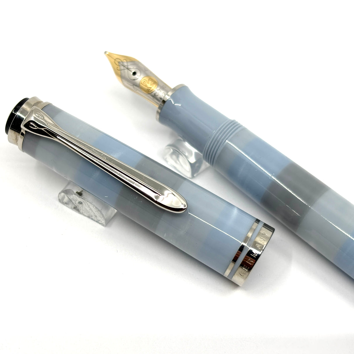 Pelikan Place De La Concorde M620 Fountain Pen